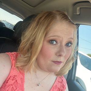 Meet your Posher, Kari